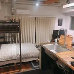 5 Mins To Train Station, Bathtub, Full Kitchen, Balcony