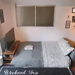 5 Mins To Train Station, Bathtub, Full Kitchen, Balcony